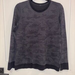 lululemon athletica Black and Gray Long Sleeve Top